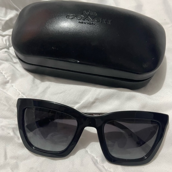 Sunglasses COACH - Picture 2 of 2